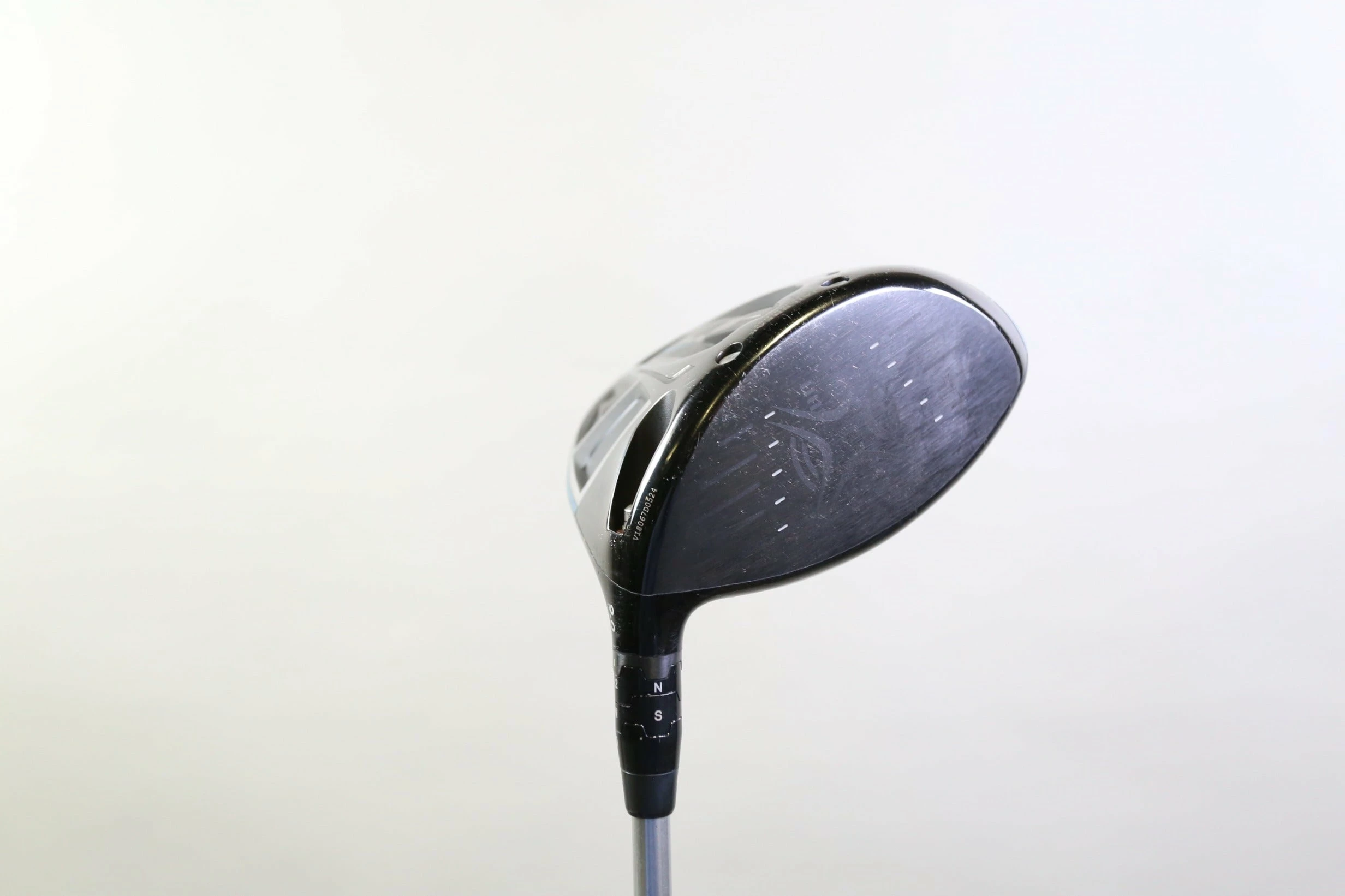 Callaway Rogue Driver - Right-Handed - 9 Degrees - Seniors Flex 4 Callaway Rogue Driver - Right-Handed - 9 Degrees - Seniors Flex - Image 2