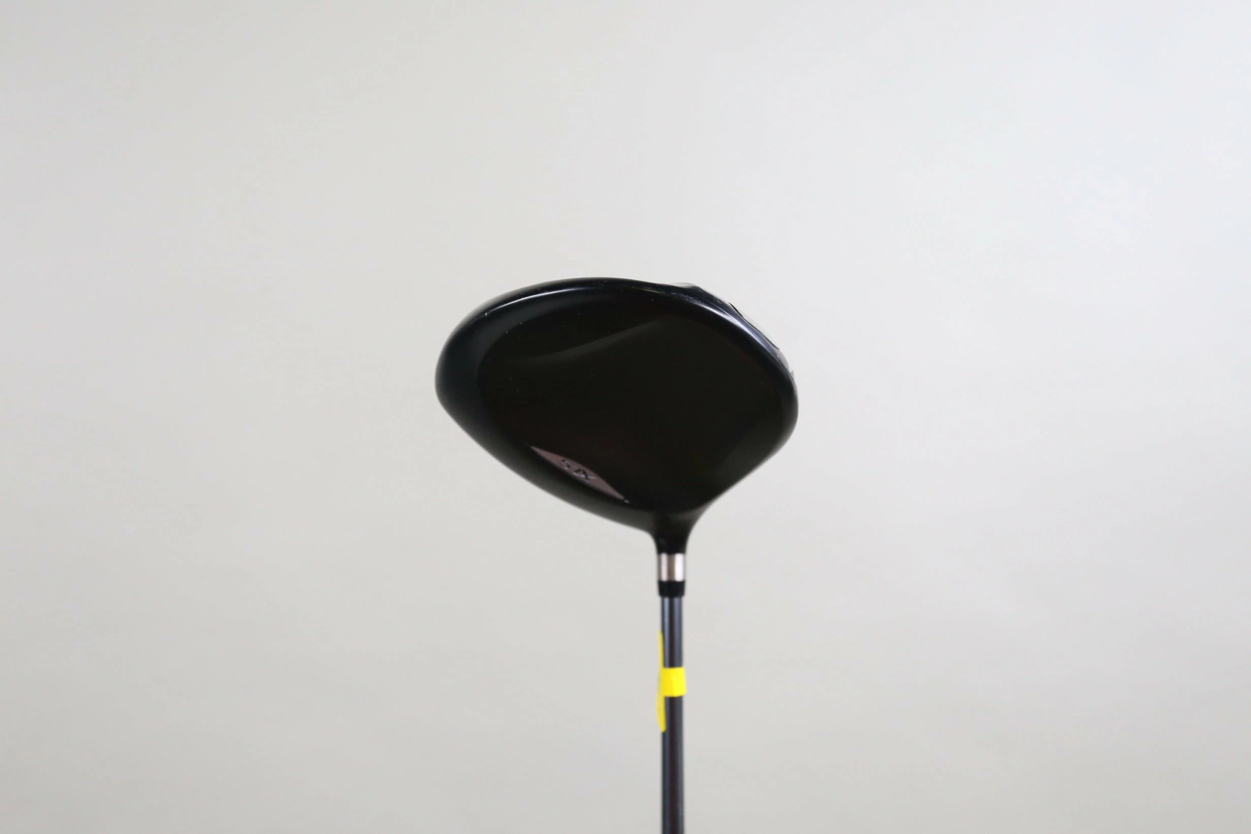 Cleveland HiBore XLS Standard Driver - Right-Handed - 11.5 Degrees - Seniors Flex 6 Cleveland HiBore XLS Standard Driver - Right-Handed - 11.5 Degrees - Seniors Flex - Image 4