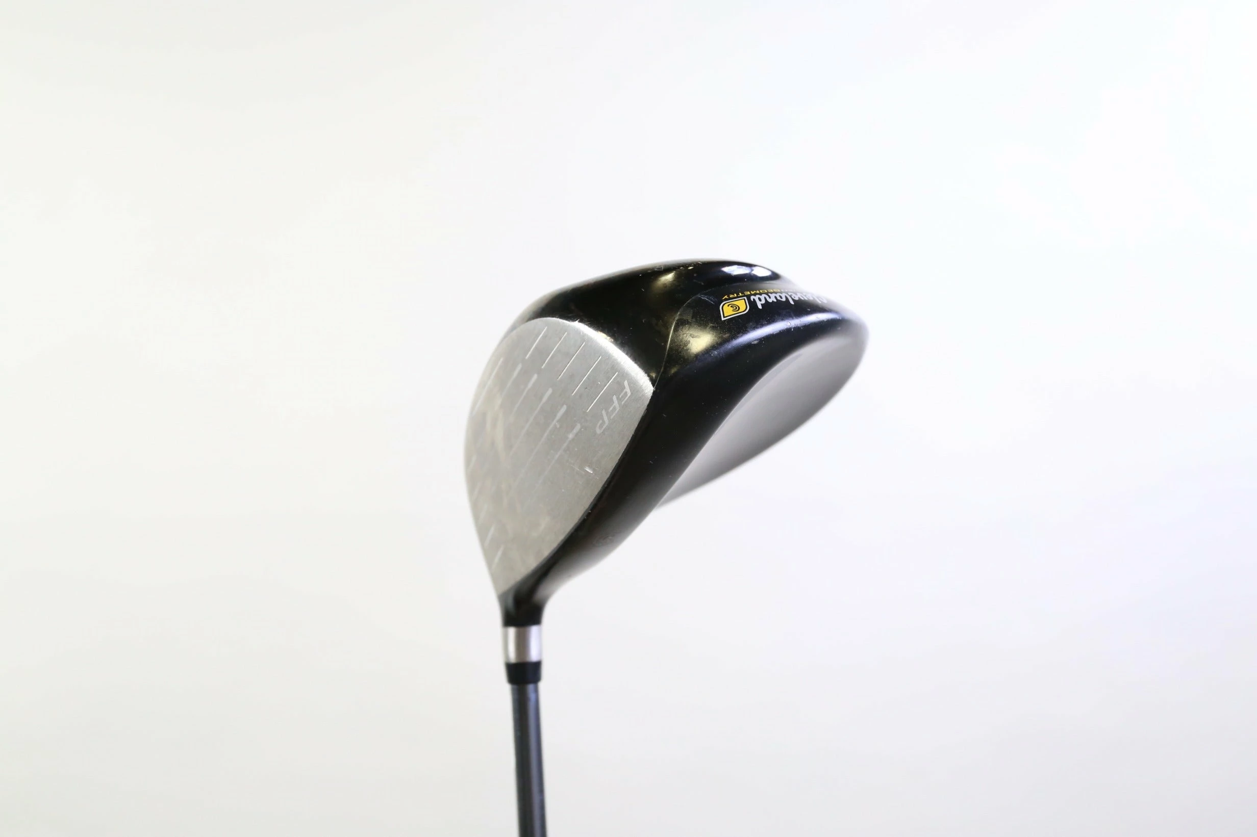 Cleveland HiBore XL Driver - Right-Handed - 10.5 Degrees - Regular Flex 7 Cleveland HiBore XL Driver - Right-Handed - 10.5 Degrees - Regular Flex - Image 5
