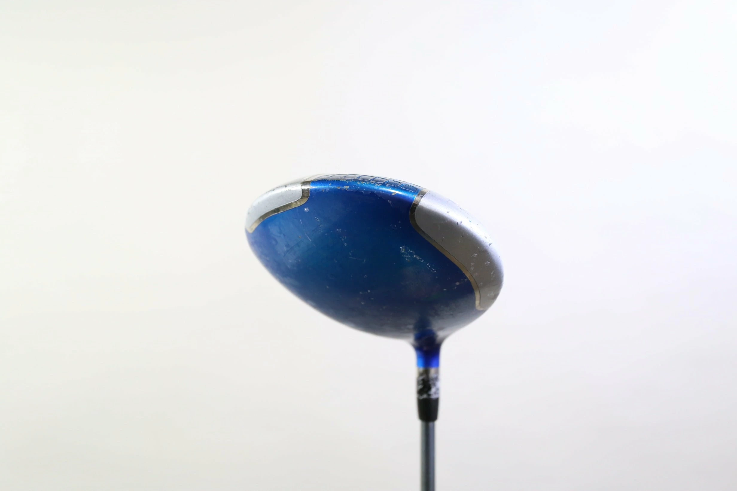 Cobra AMP Cell Blue Driver - Right-Handed - 8.5 Degrees - Regular Flex 6 Cobra AMP Cell Blue Driver - Right-Handed - 8.5 Degrees - Regular Flex - Image 4