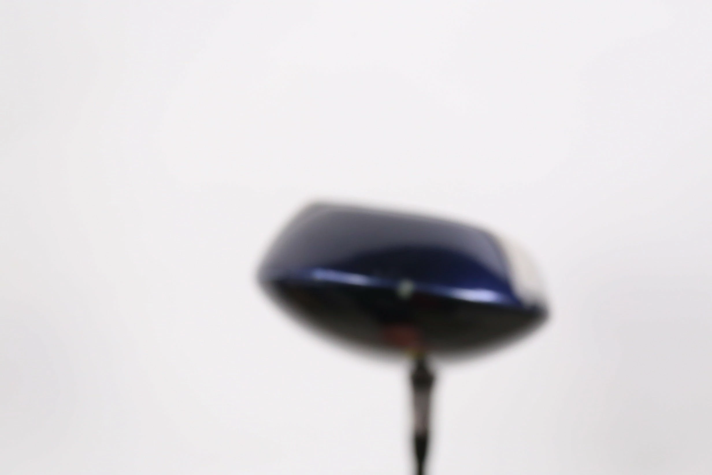 Nike Forged Titanium 400cc Driver - Right-Handed - 10.5 Degrees - Stiff Flex 6 Nike Forged Titanium 400cc Driver - Right-Handed - 10.5 Degrees - Stiff Flex - Image 4