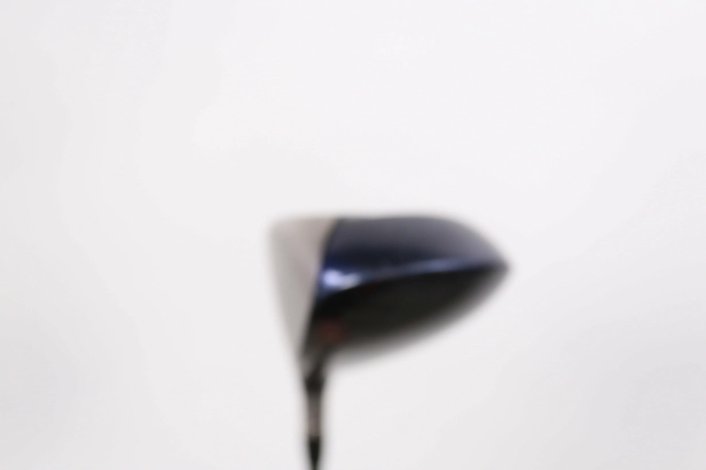 Nike Forged Titanium 400cc Driver - Right-Handed - 10.5 Degrees - Regular Flex 6 Nike Forged Titanium 400cc Driver - Right-Handed - 10.5 Degrees - Regular Flex - Image 4